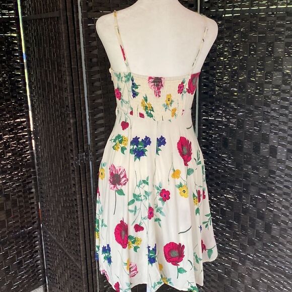 Old Navy Floral Spaghetti Strap Sun Dress Size Small - Picture 4 of 11